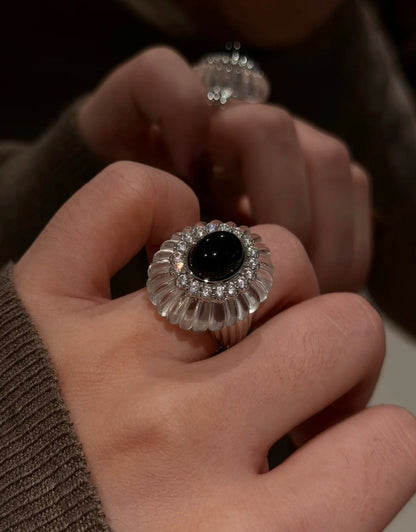 Infinite Duality Ring
