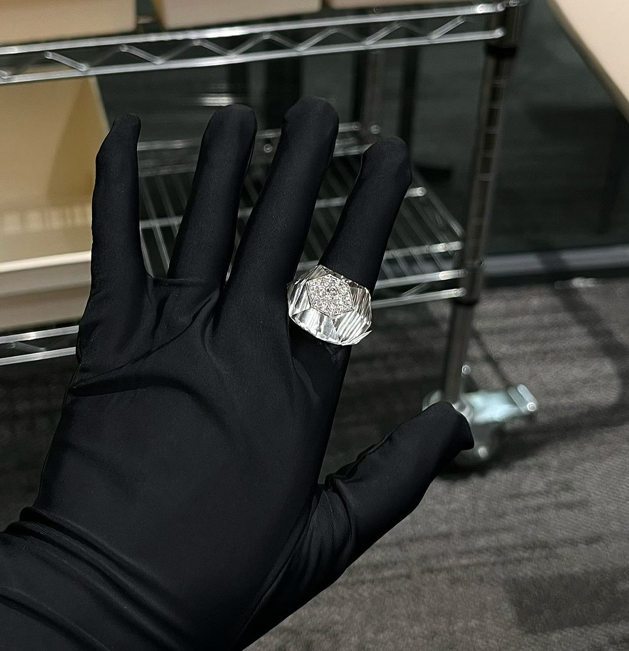 Lumière Hexa Ring