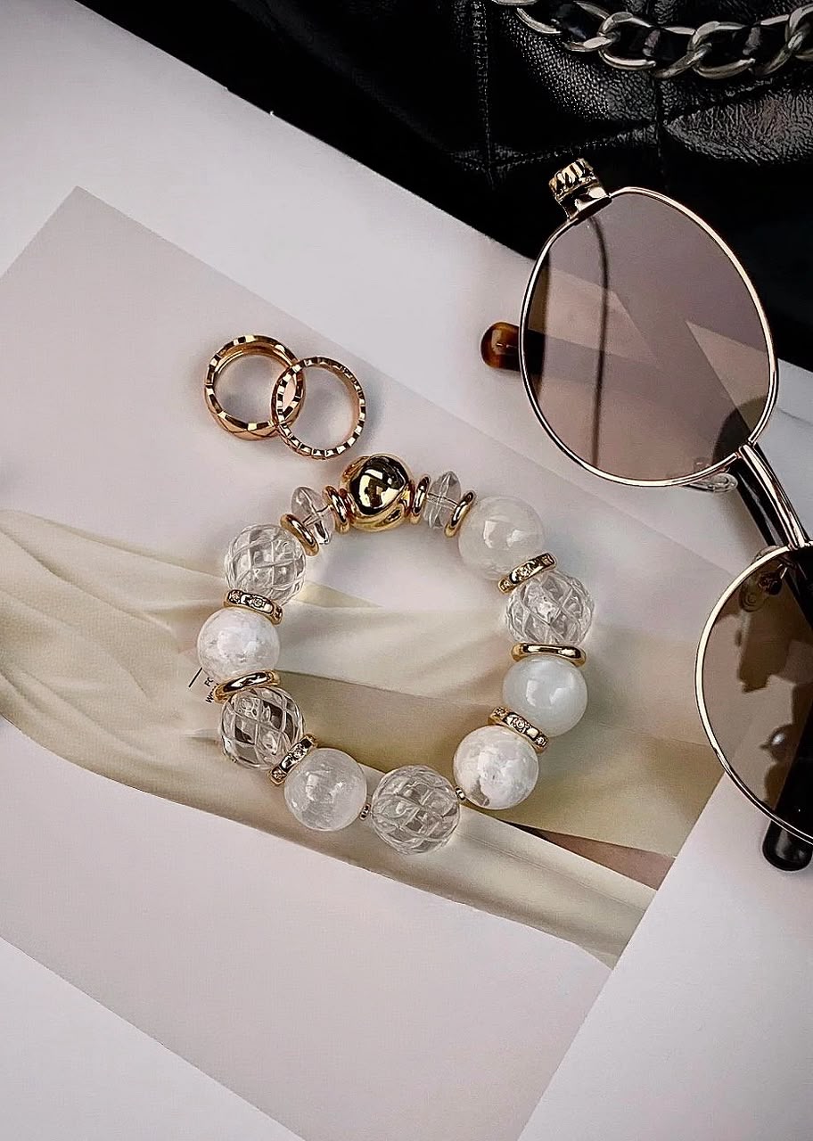The Art of Snow Bracelet