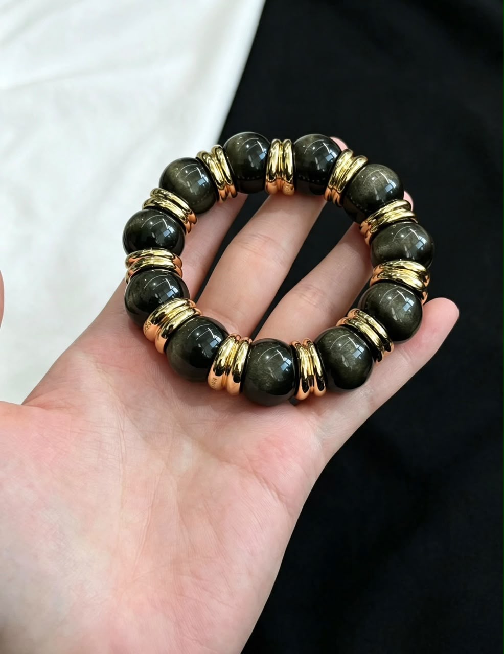 Noir Élégance Bracelet